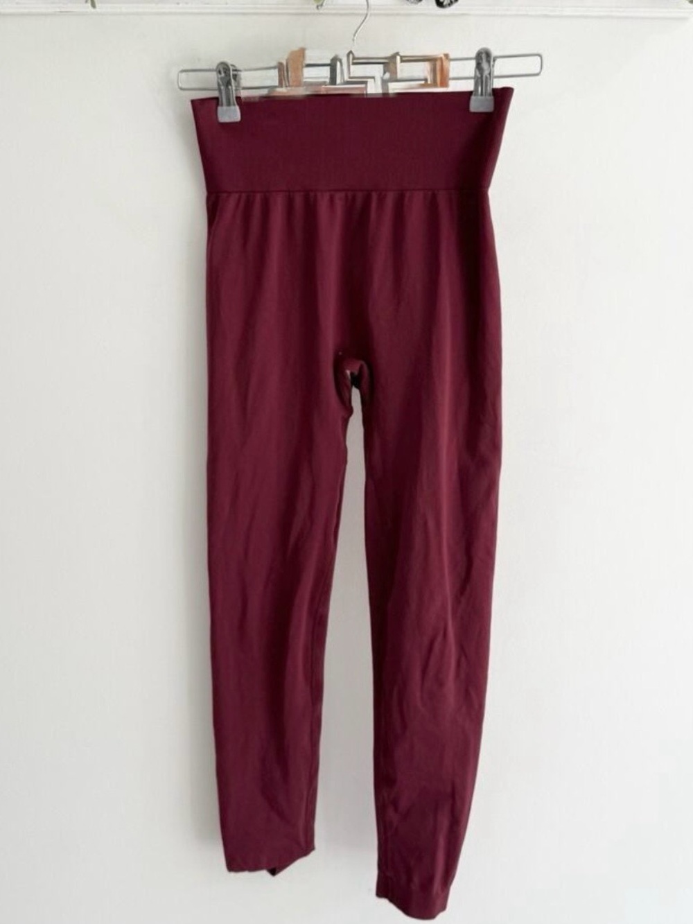 Knix Good to Go Seamless Leggings Dark Cherry Size Medium